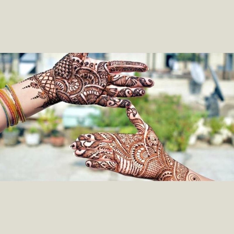 best simple mehndi design Arabic style
