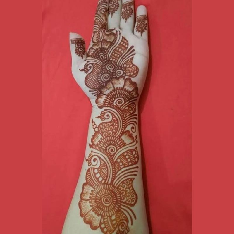 stylish mehandi design