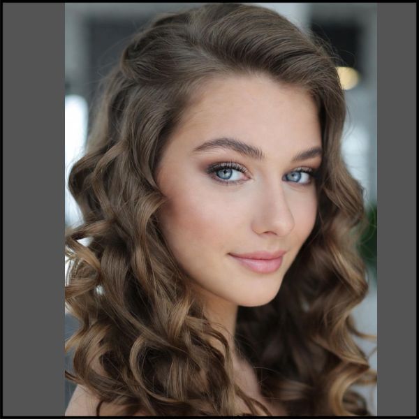 Soft Curls with Side Part