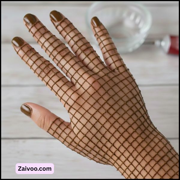 Unique Geometric Mehndi Designs for New Year Eve 2026
