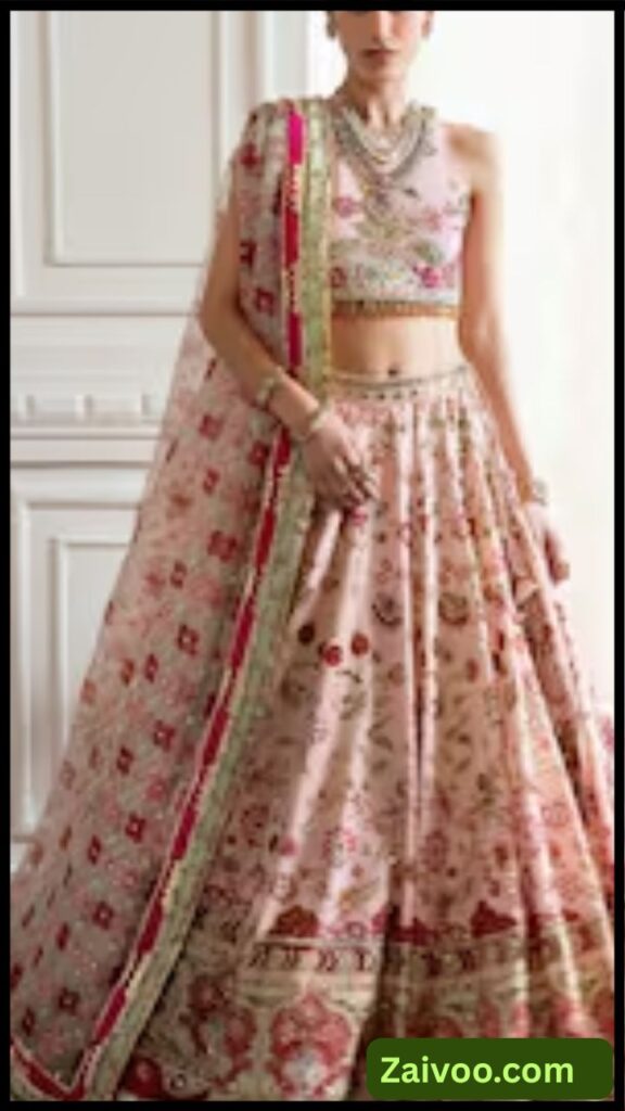 एंगेजमेंट सेरेमनी के लिए लड़कियों के आउटफिट आइडियाज